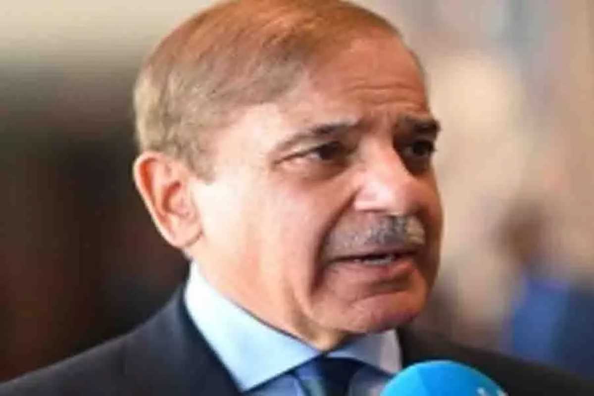 चीन-आयातित कोचों से पाकिस्तान रेलवे का राजस्व बढ़ाने में मदद मिलेगी : शहबाज शरीफ